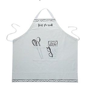 Kate Spade ♠️ kiss the cook apron